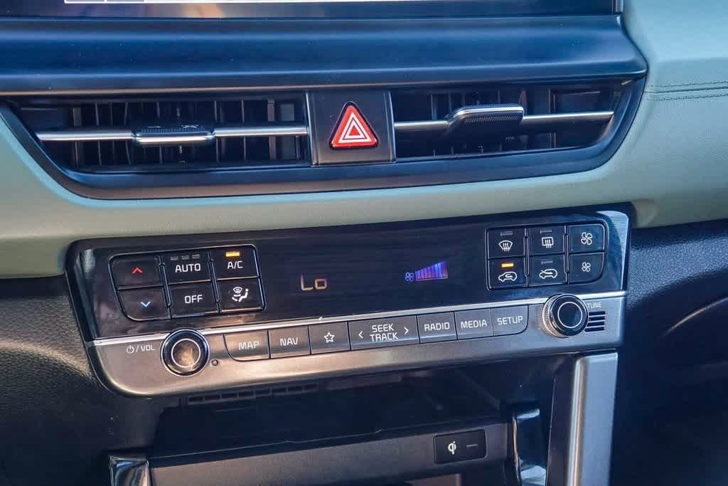 Thumbnail: 2024 Kia Seltos - 21