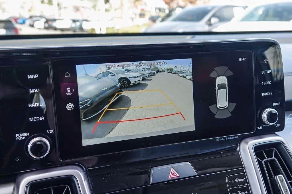 Thumbnail: 2023 Kia Sorento - 21