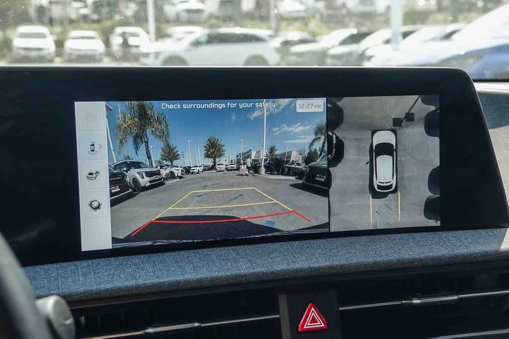 Thumbnail: 2023 Kia EV6 - 22