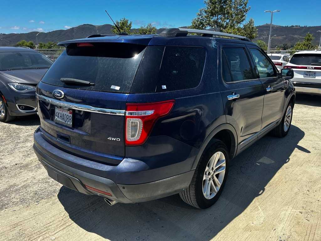 Thumbnail: 2011 Ford Explorer - 5