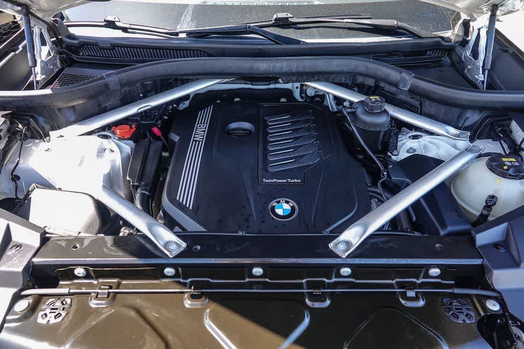 Thumbnail: 2020 BMW X5 - 24