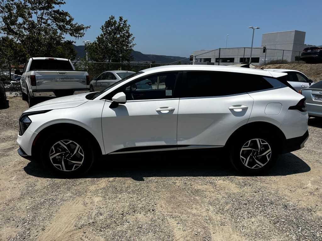 Thumbnail: 2023 Kia Sportage - 8