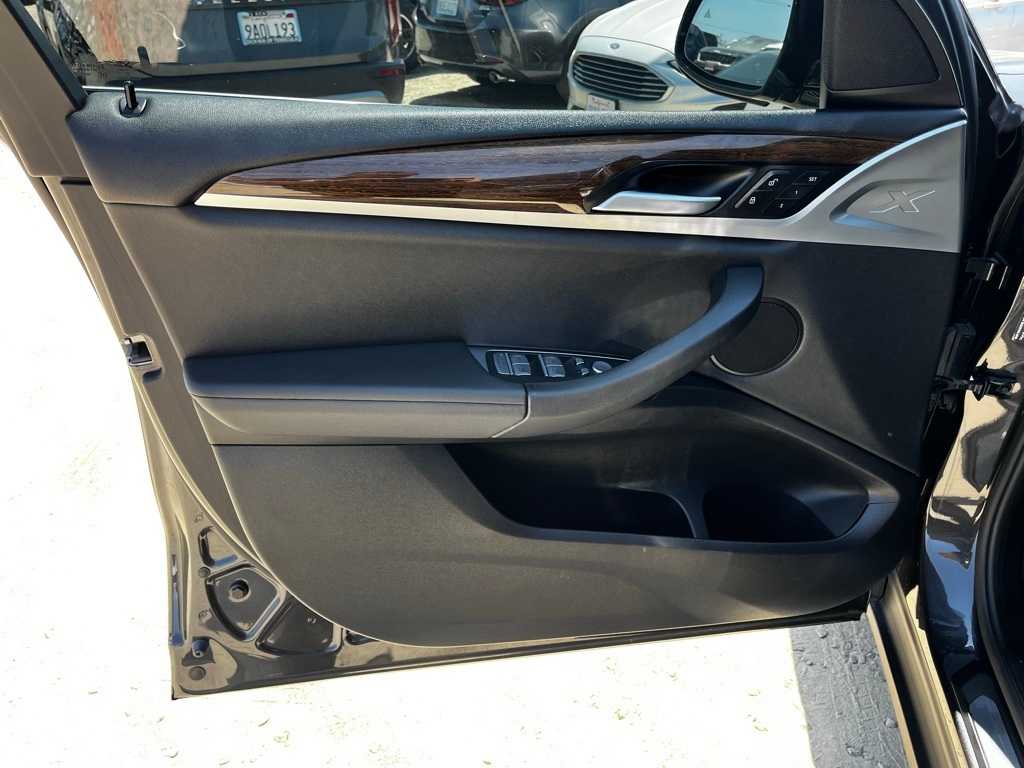 Thumbnail: 2020 BMW X3 - 13