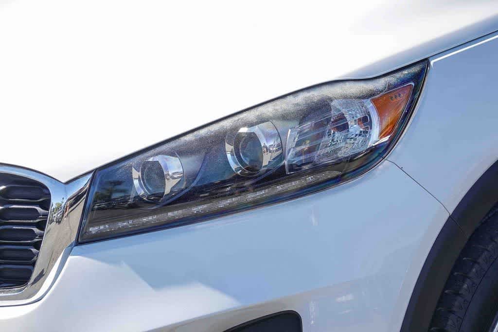 2019 Kia Sorento 2.4L LX photo 3