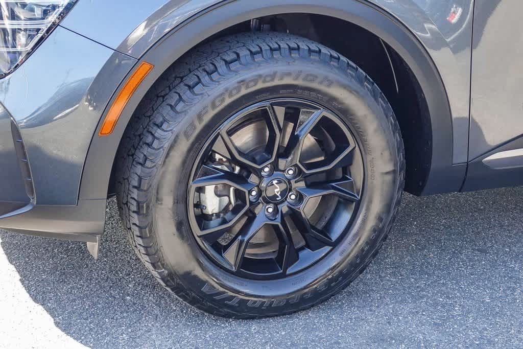 Thumbnail: 2023 Kia Sportage - 9