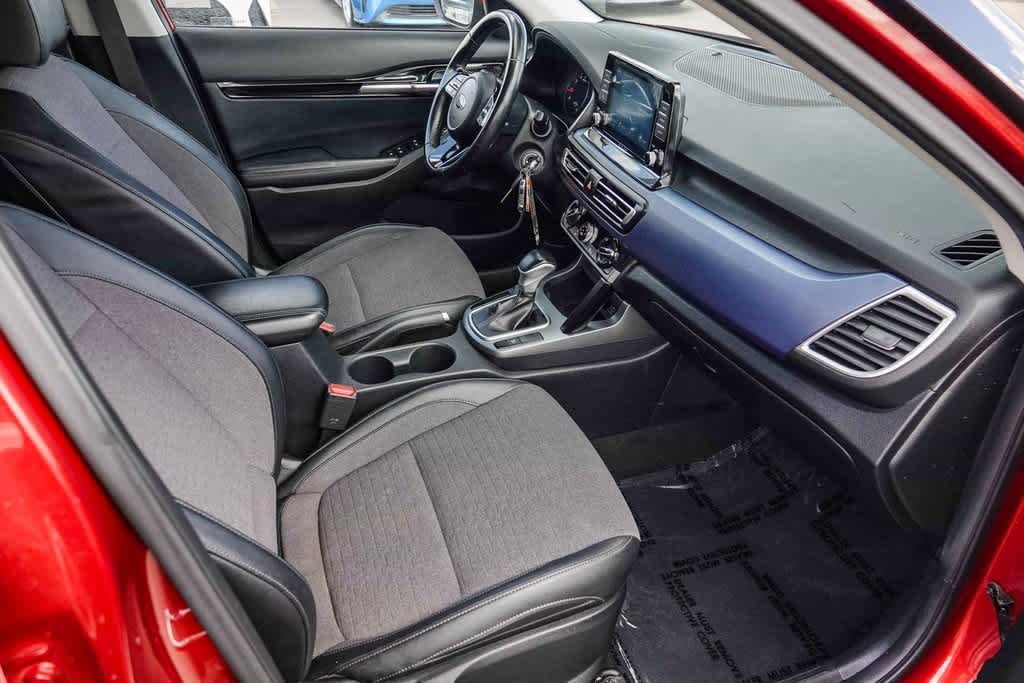 2021 Kia Seltos S 20