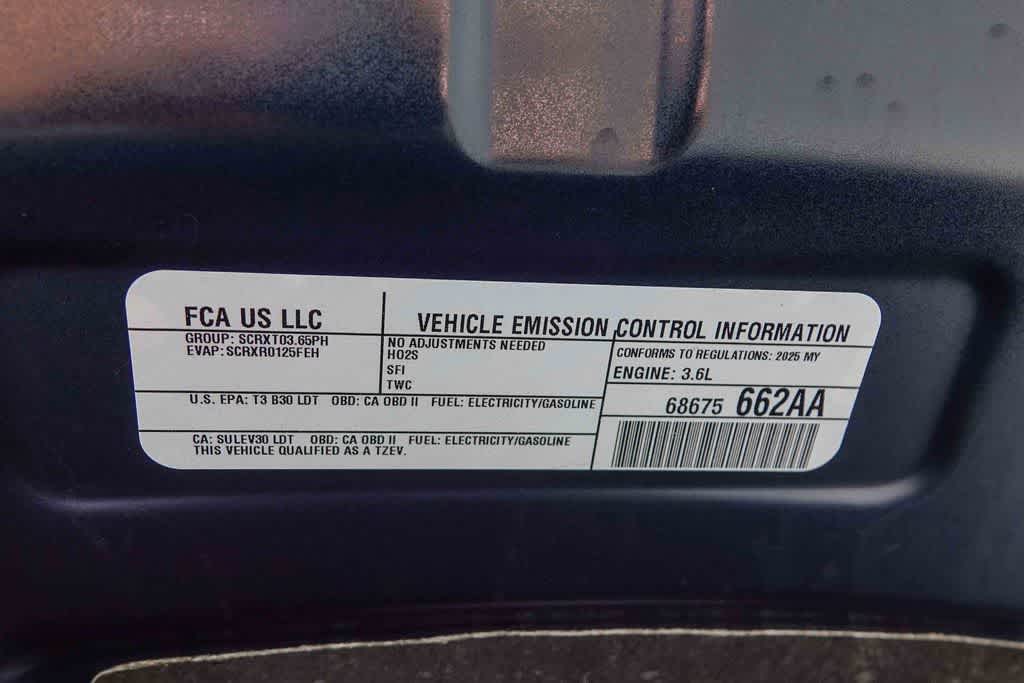 Thumbnail: 2025 Chrysler Pacifica - 27