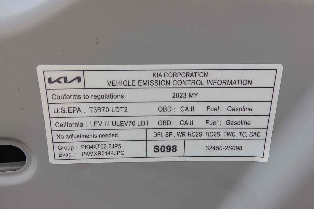 Thumbnail: 2023 Kia Sorento - 27