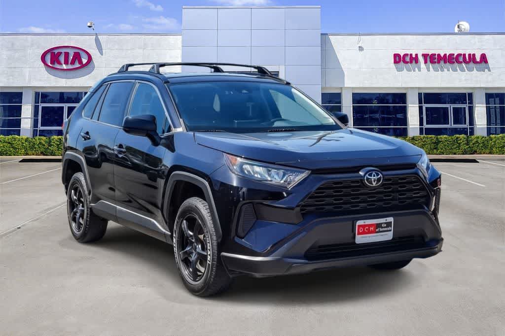 Thumbnail: 2020 Toyota RAV4 - 3