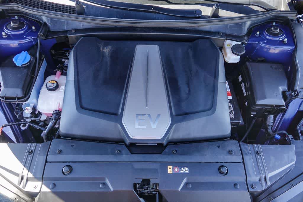 Thumbnail: 2022 Kia EV6 - 27