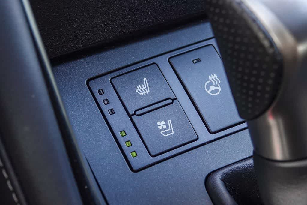 Thumbnail: 2024 Lexus IS - 20