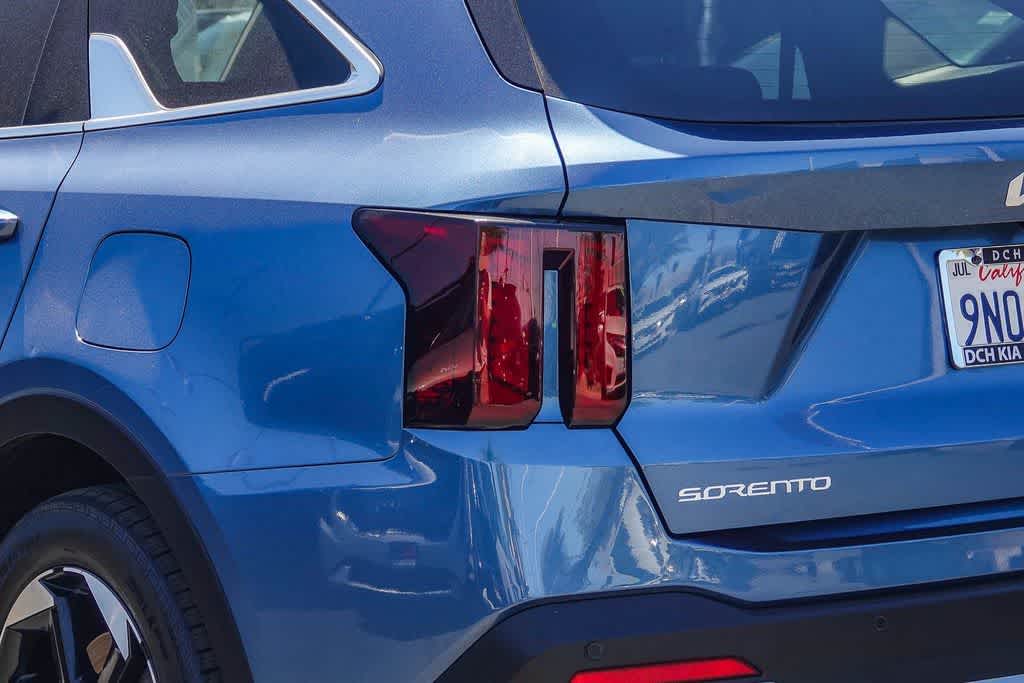 Thumbnail: 2025 Kia Sorento - 7