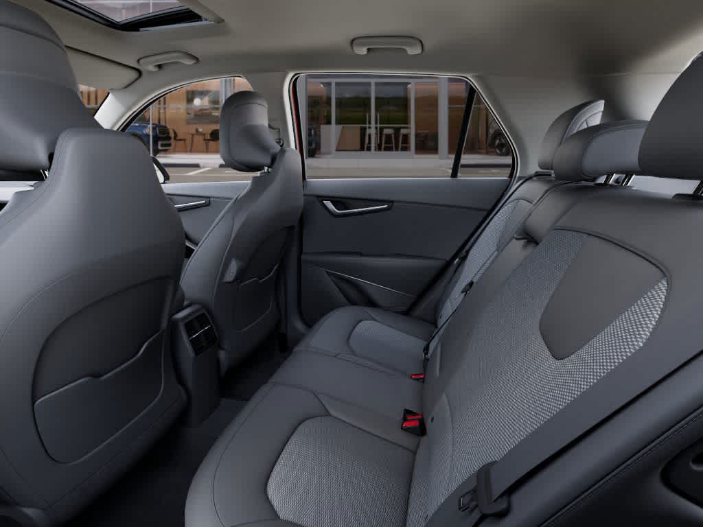 Thumbnail: 2025 Kia Niro - 18