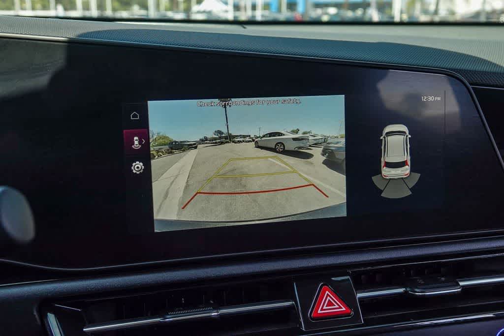 Thumbnail: 2024 Kia Niro - 22