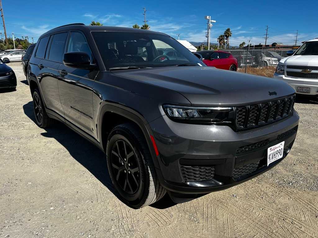 Thumbnail: 2024 Jeep Grand Cherokee L - 3