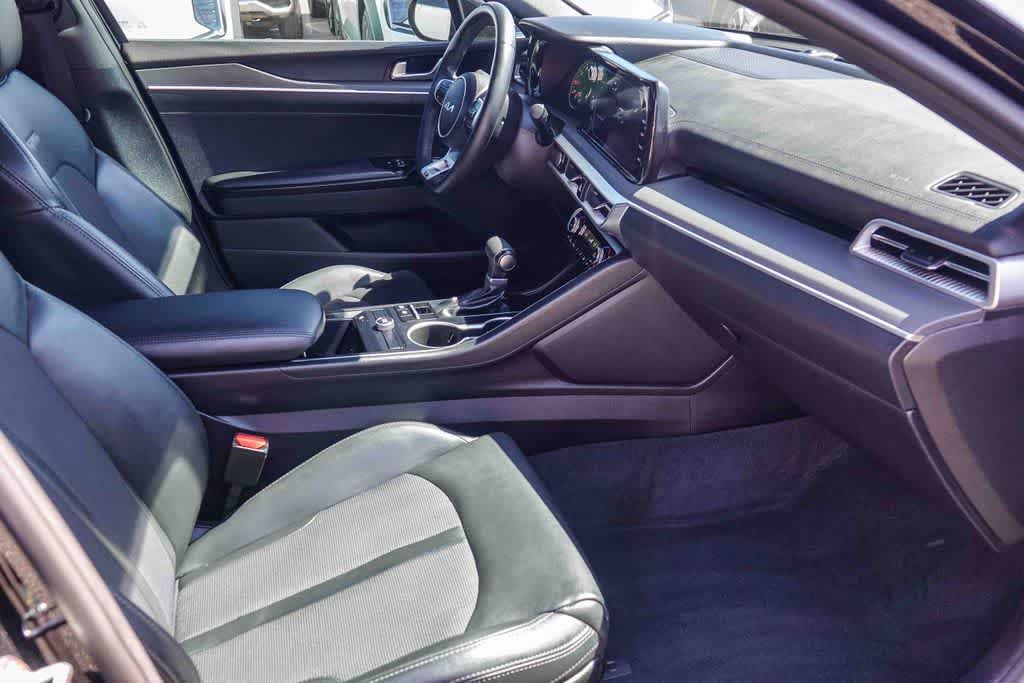 Thumbnail: 2022 Kia K5 - 15