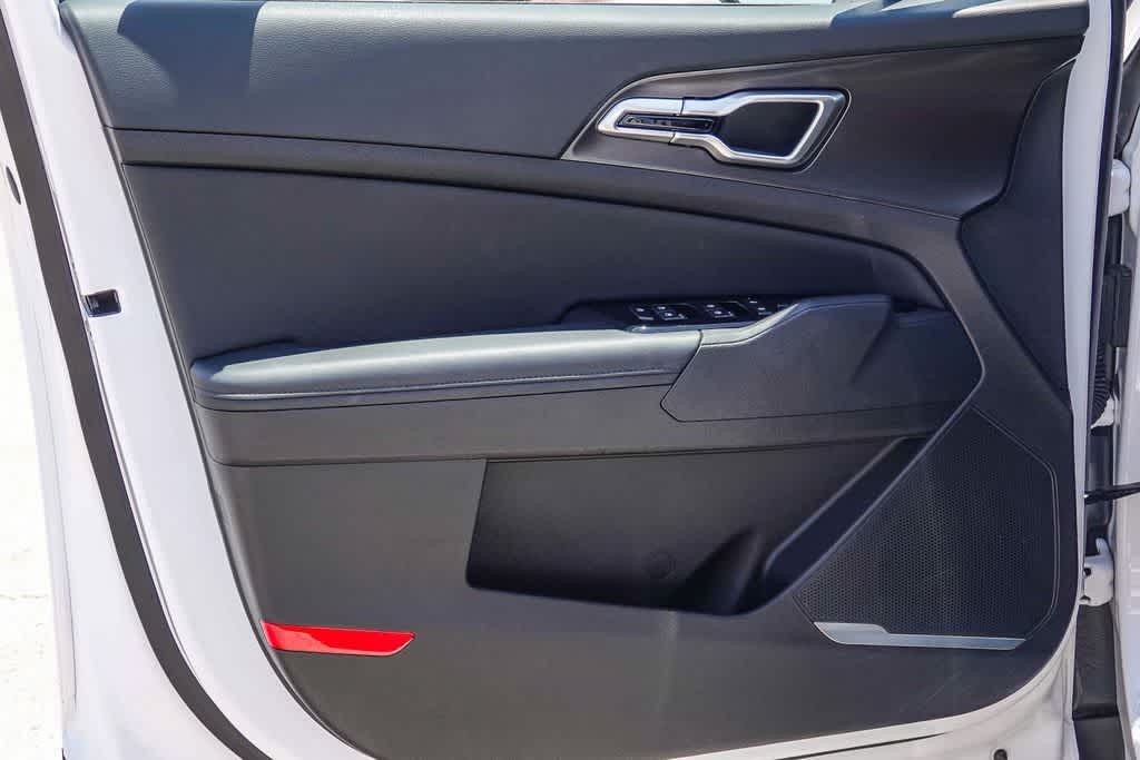Thumbnail: 2025 Kia Sportage - 19