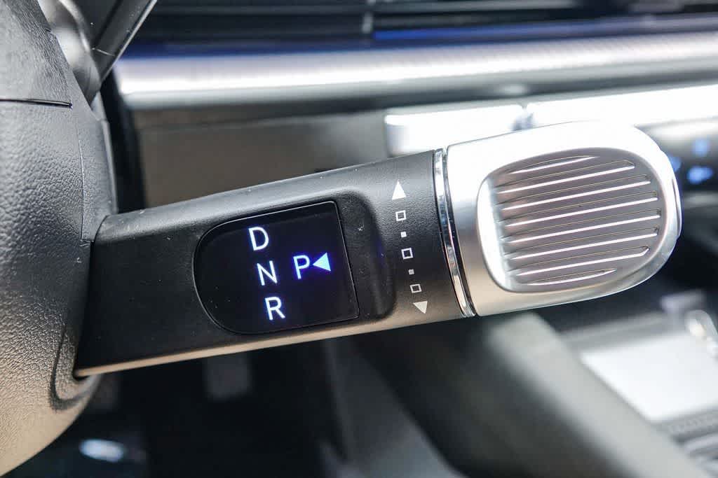 Thumbnail: 2023 Hyundai Ioniq 6 - 18