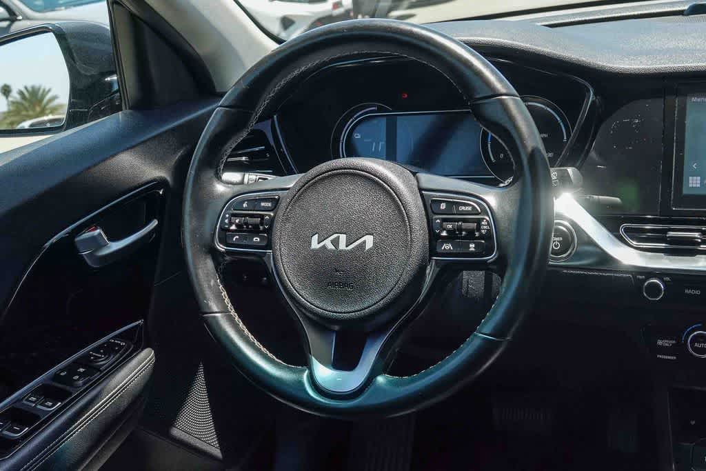 Thumbnail: 2022 Kia Niro - 14