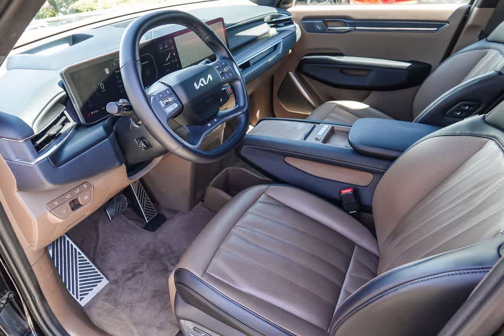 Thumbnail: 2024 Kia EV9 - 16