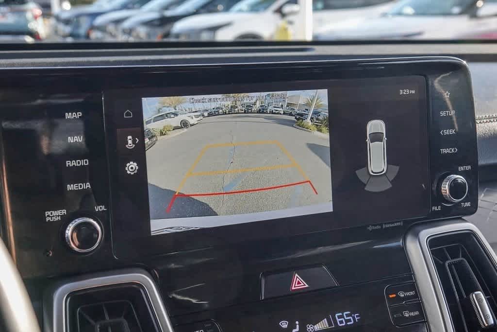 Thumbnail: 2023 Kia Sorento - 22