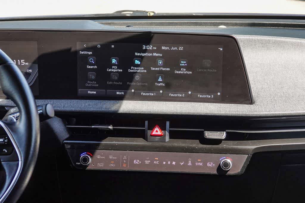 Thumbnail: 2022 Kia EV6 - 12