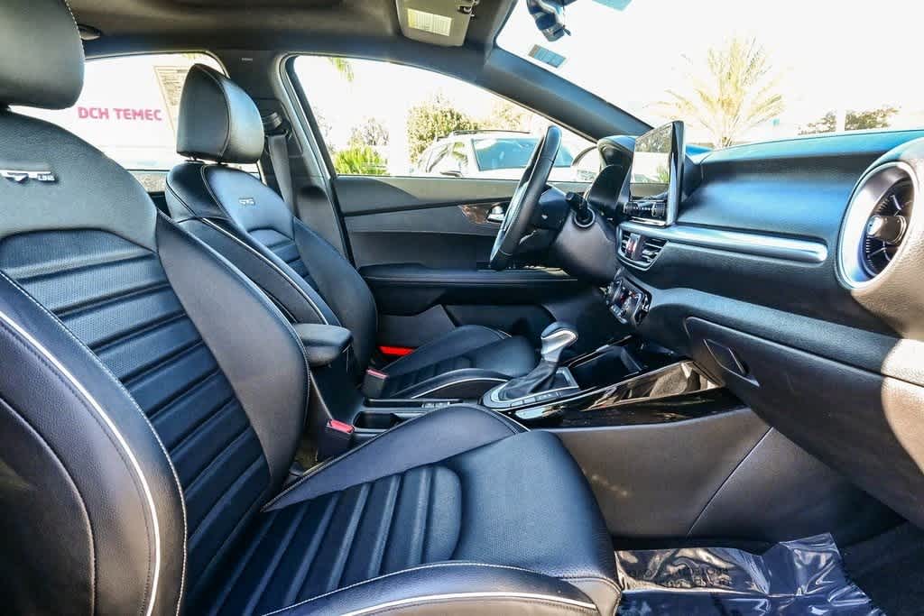 Thumbnail: 2023 Kia Forte - 19