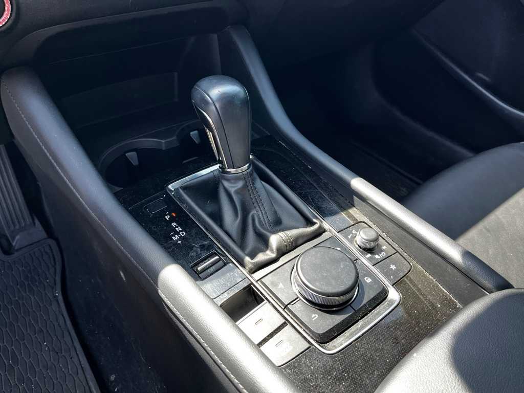 2022 Mazda Mazda3 Preferred 17