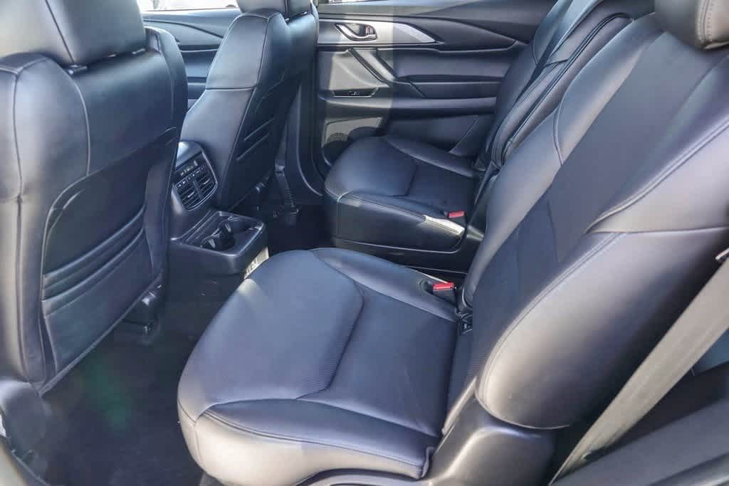 Thumbnail: 2023 Mazda CX-9 - 17