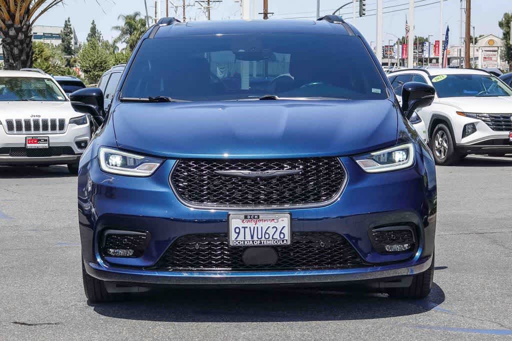 Thumbnail: 2025 Chrysler Pacifica - 2