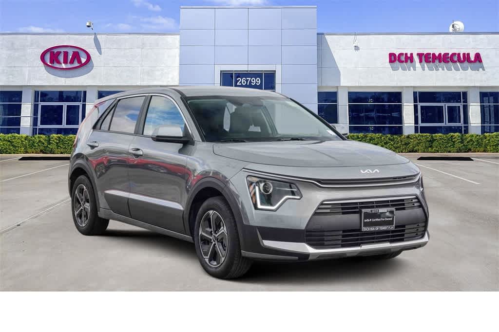 Thumbnail: 2025 Kia Niro - 3