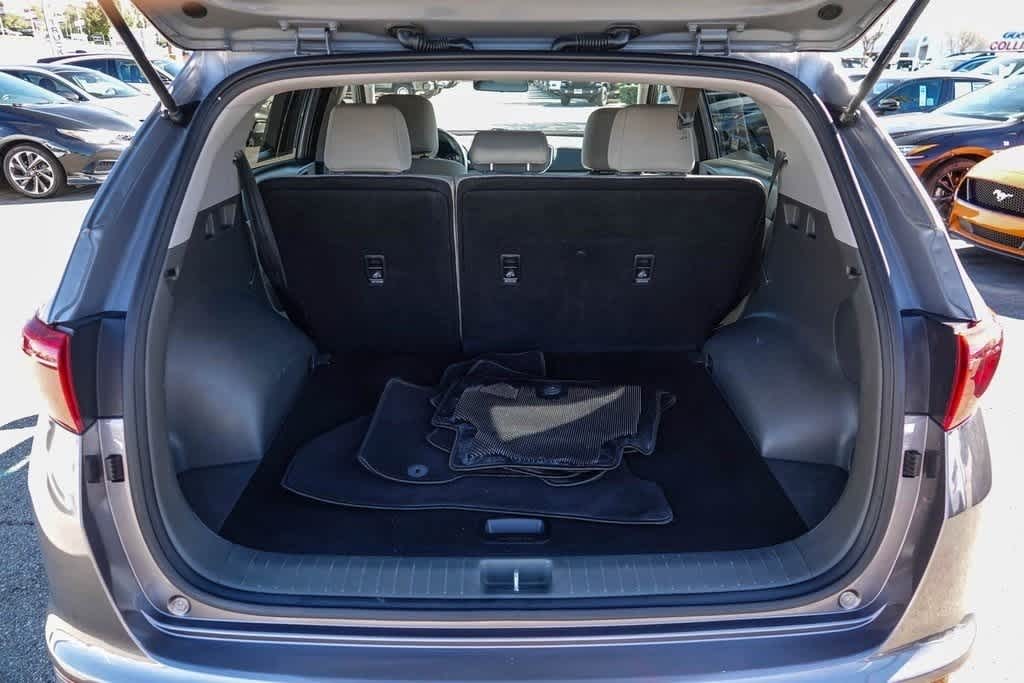 Thumbnail: 2017 Kia Sportage - 27