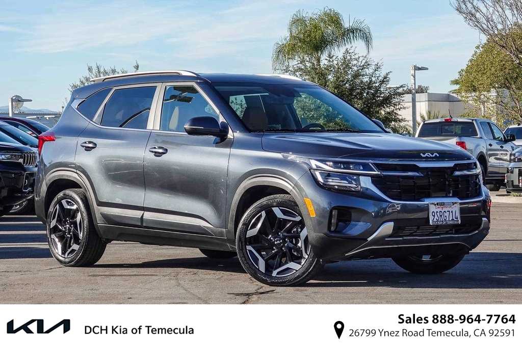2024 Kia Seltos SX's photo