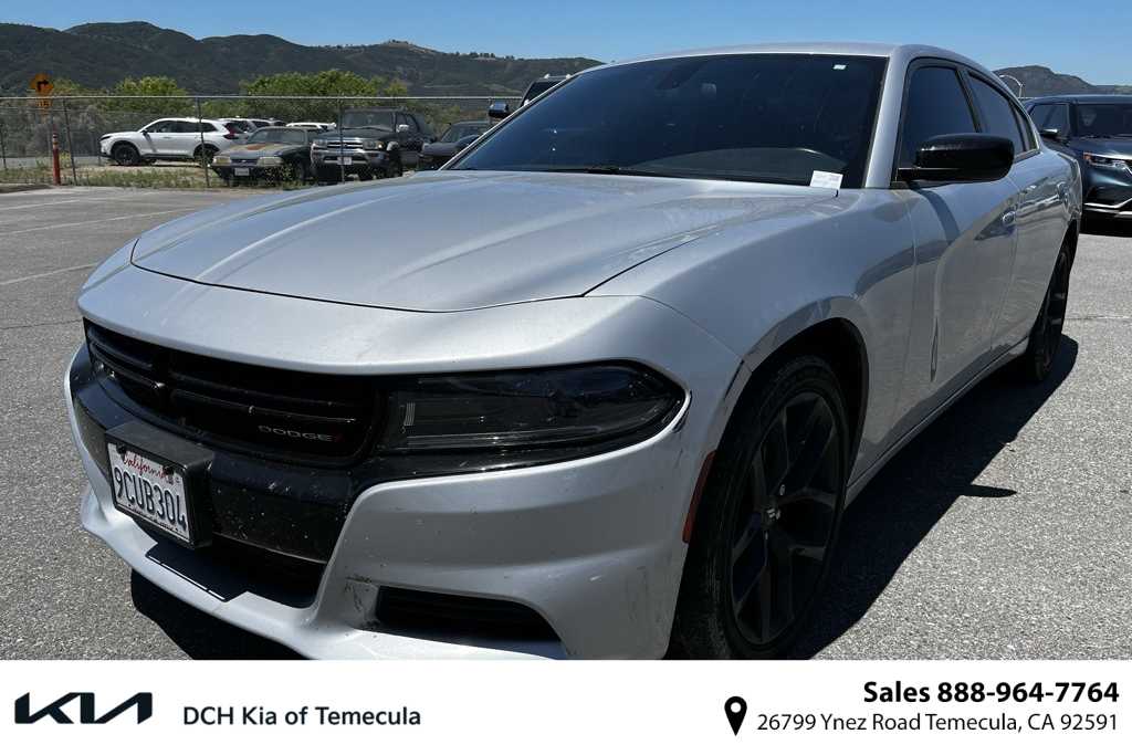 2022 Dodge Charger SXT -
                Temecula, CA