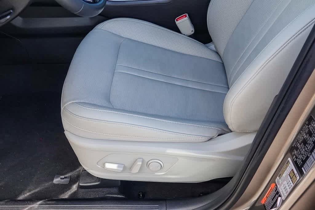 Thumbnail: 2025 Kia Sorento - 20