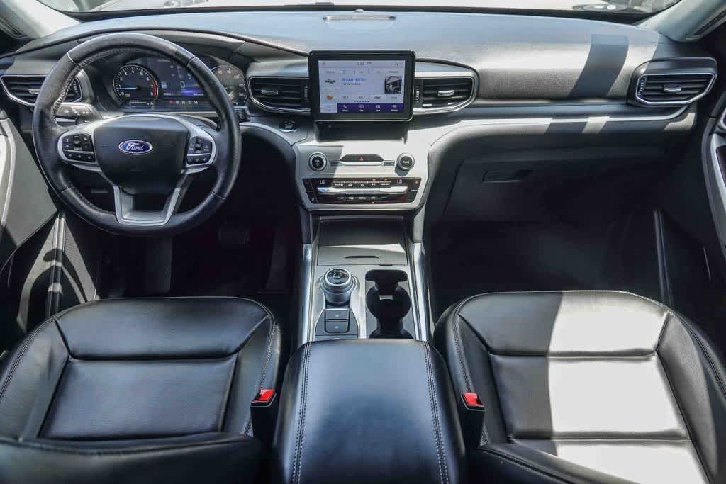 Thumbnail: 2021 Ford Explorer - 11