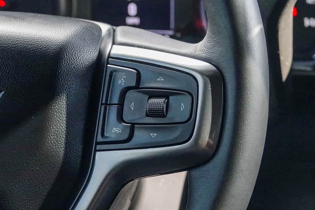 Thumbnail: 2024 Chevrolet Silverado 1500 - 16