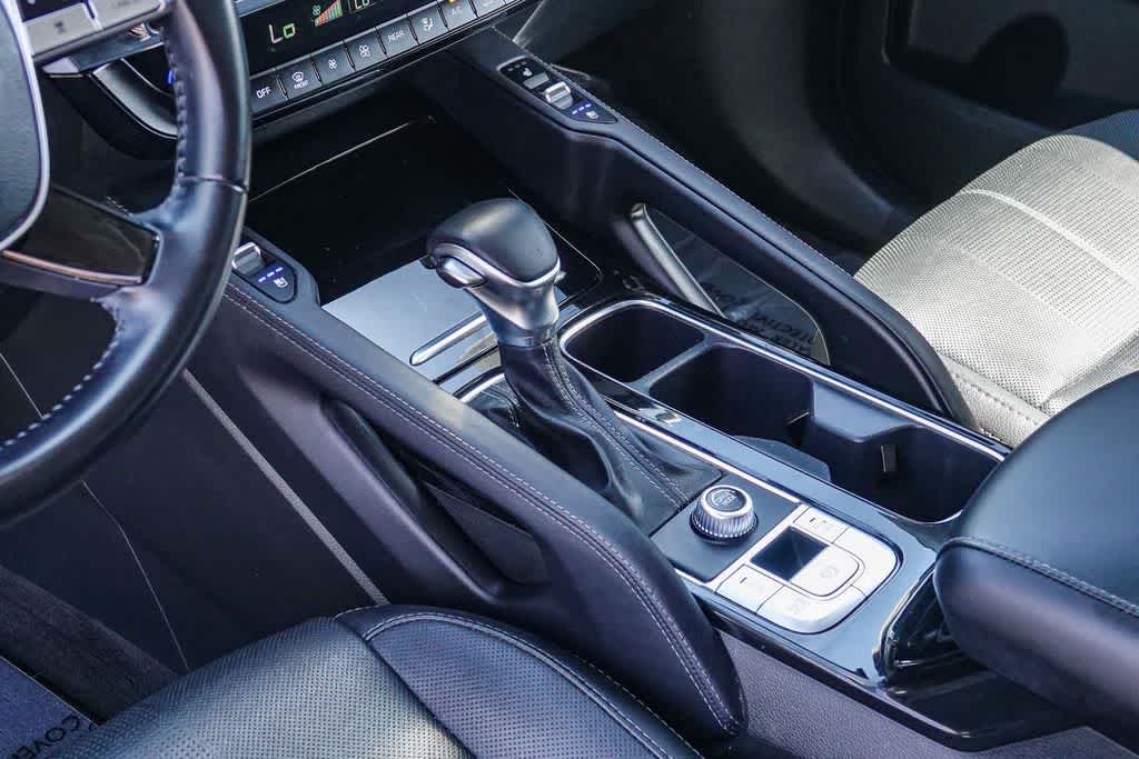 Thumbnail: 2021 Kia Telluride - 18