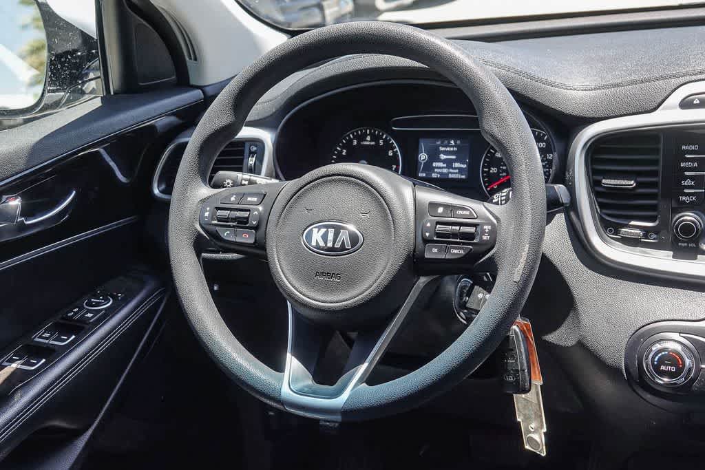 Thumbnail: 2018 Kia Sorento - 14