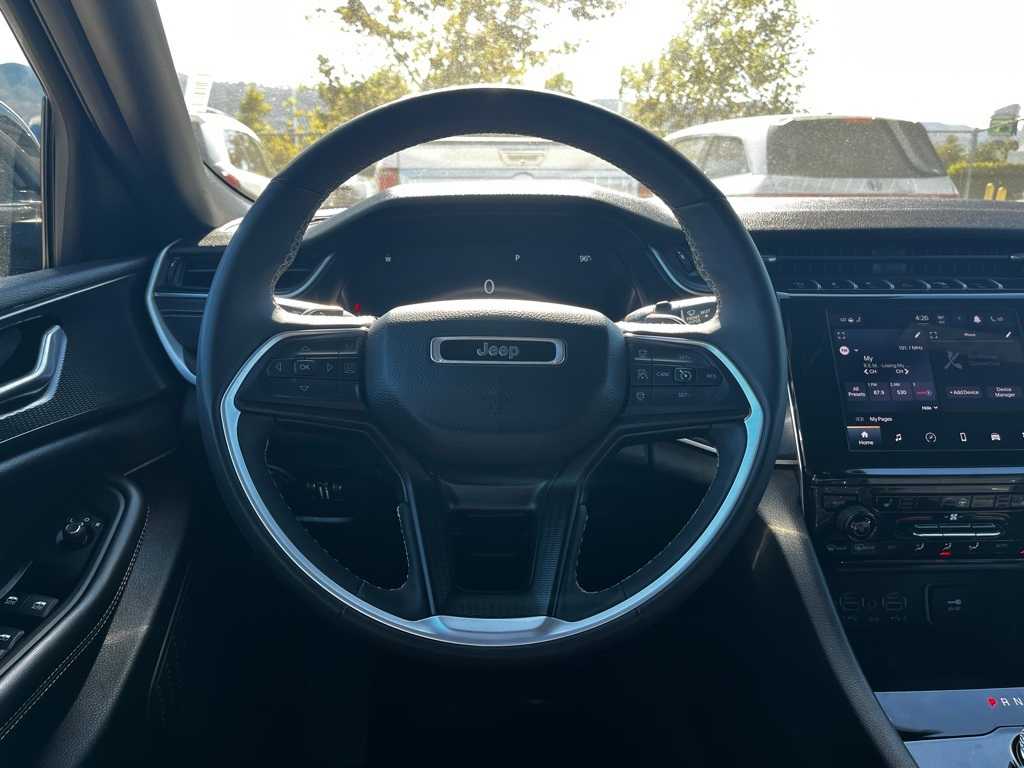 Thumbnail: 2024 Jeep Grand Cherokee L - 21