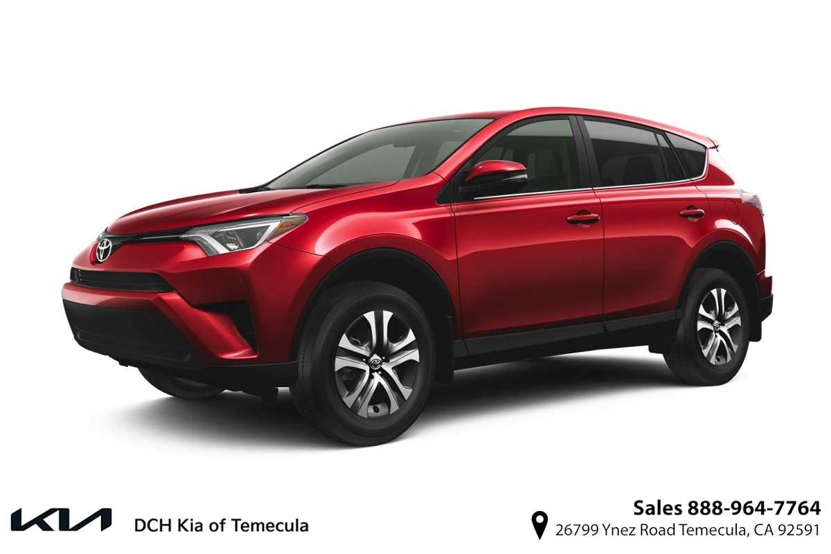 2018 Toyota RAV4 LE's photo