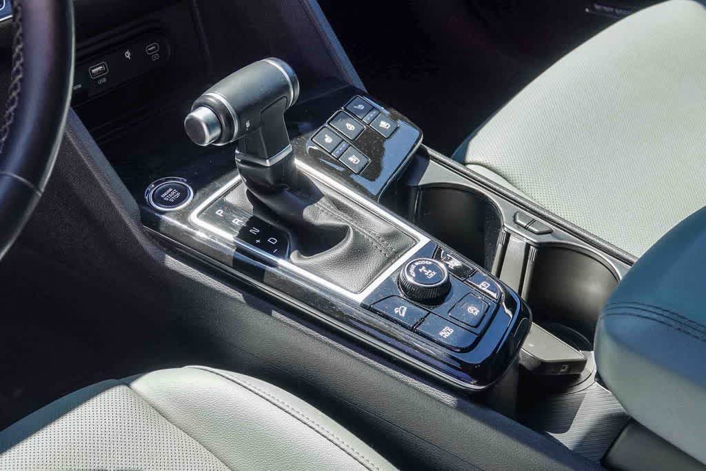 Thumbnail: 2023 Kia Sportage - 17