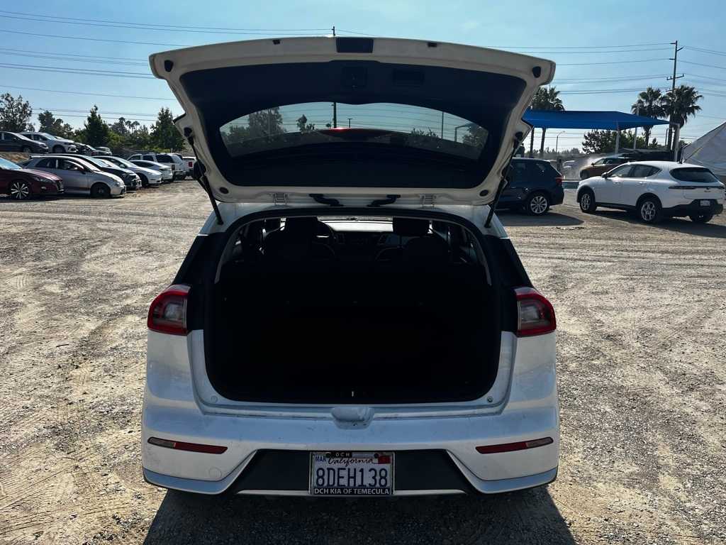 Thumbnail: 2018 Kia Niro - 10