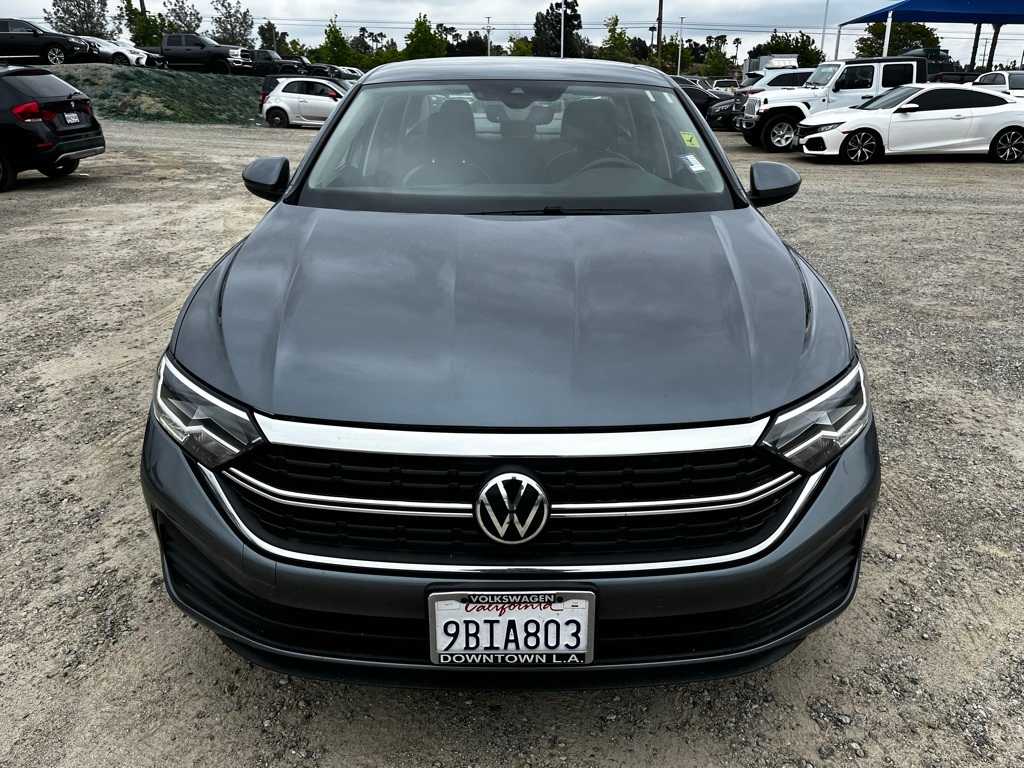 Used 2022 Volkswagen Jetta SE with VIN 3VWEM7BU8NM000672 for sale in Temecula, CA