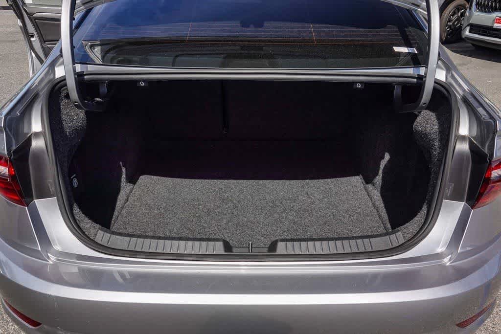 Thumbnail: 2021 Volkswagen Jetta - 25