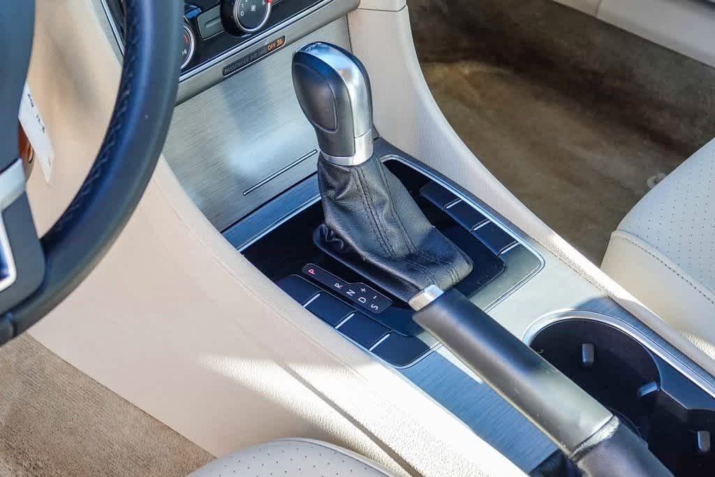 Thumbnail: 2014 Volkswagen Passat - 18