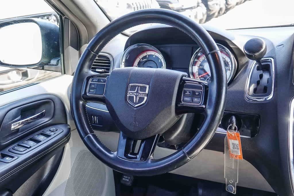 Thumbnail: 2019 Dodge Grand Caravan - 10