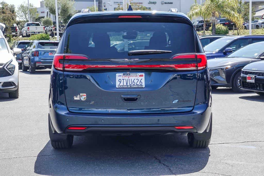 Thumbnail: 2025 Chrysler Pacifica - 5