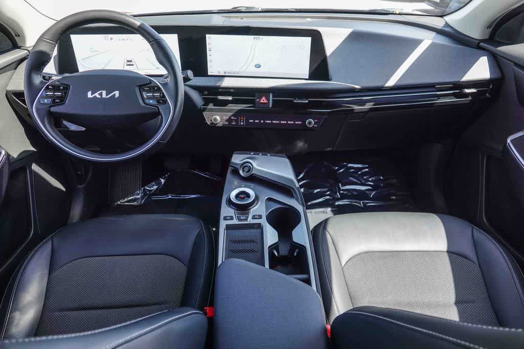 Thumbnail: 2024 Kia EV6 - 11