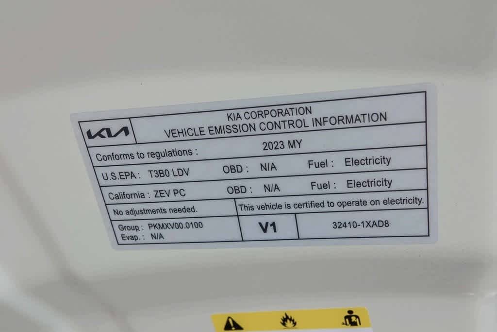 Thumbnail: 2023 Kia EV6 - 27